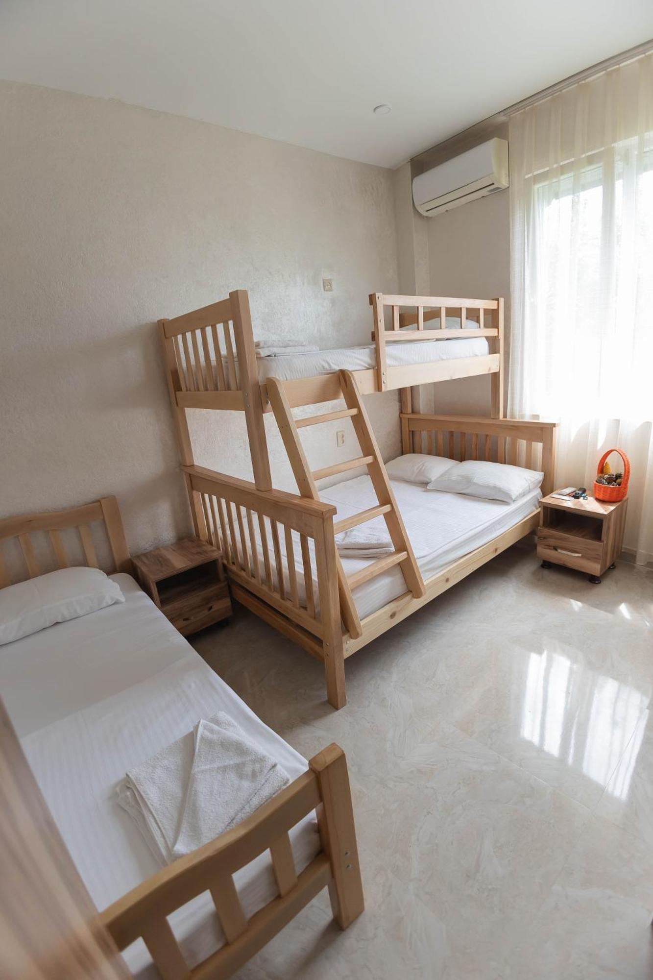 Guest House Ocean Force Batoemi Buitenkant foto