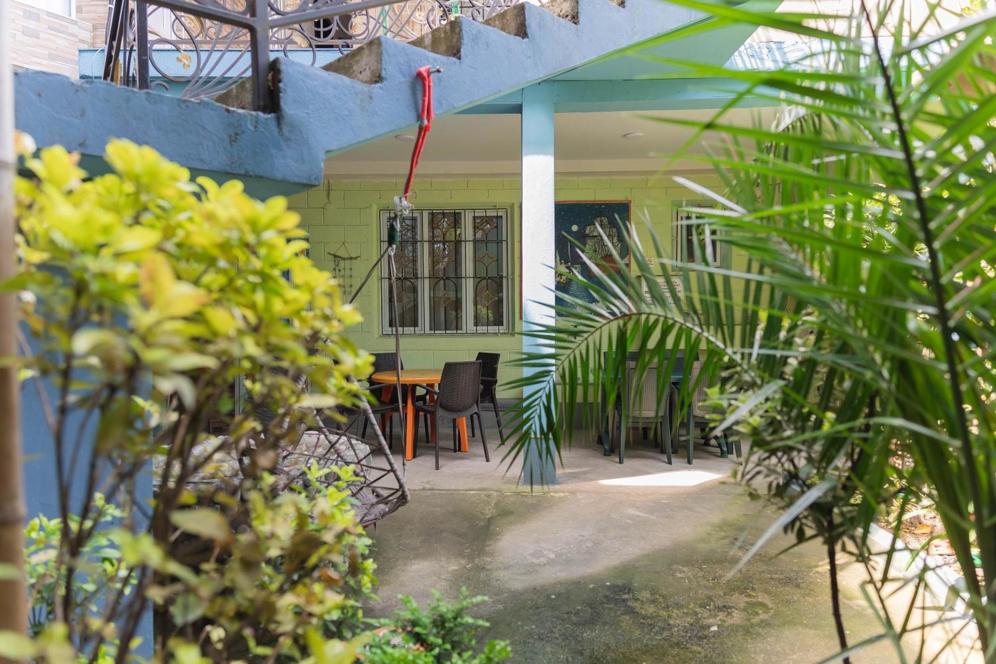 Guest House Ocean Force Batoemi Buitenkant foto