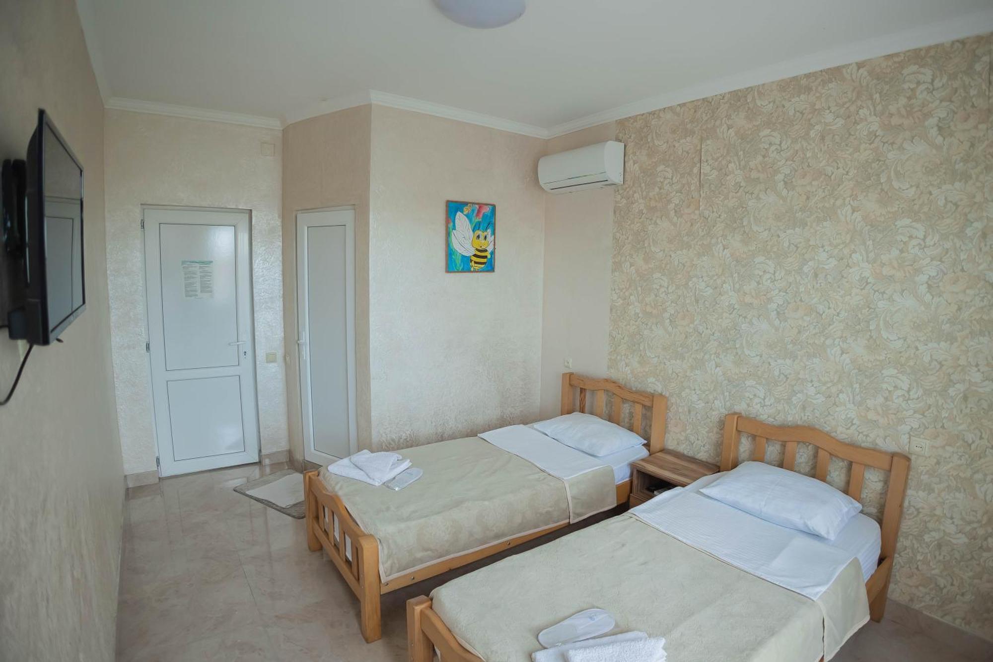 Guest House Ocean Force Batoemi Buitenkant foto